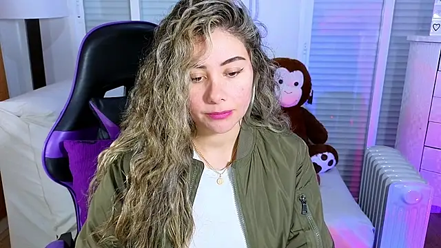 Tawny cox online show from 01/04/25, 11:11