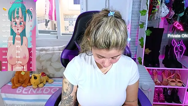 Tawny cox online show from 03/07/25, 04:33