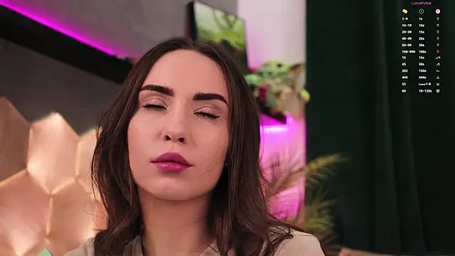 BabyYoda- online show from 03/10/26, 08:41