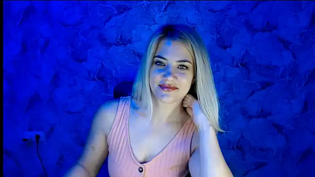 nika gold1 online show from 10/28/25, 12:30