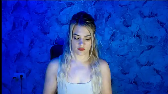 nika gold1 online show from 11/11/25, 07:25