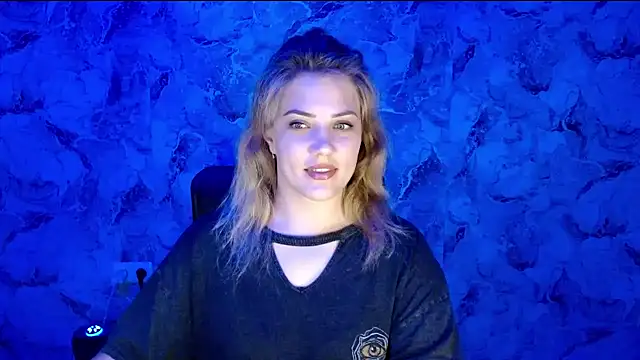 Snapshot of nika_gold1 chatting on 06/14/26, 07:49 nika gold1 online show from 06/14/26, 07:49