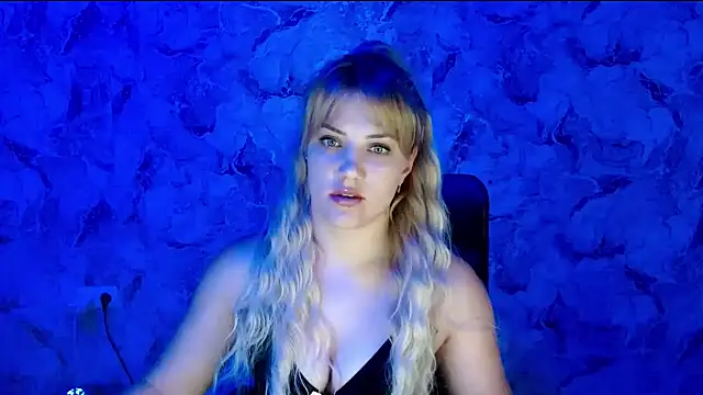 Snapshot of nika_gold1 chatting on 07/10/26, 09:06 nika gold1 online show from 07/10/26, 09:06