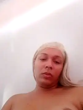 transgirl26 online show from 08/04/26, 07:49