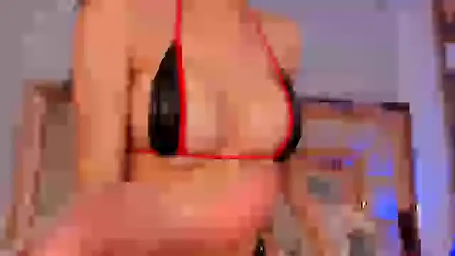 Snapshot of violetta-brown1 chatting on 12/11/24, 03:24 violetta-brown1 online show from 12/11/24, 03:24