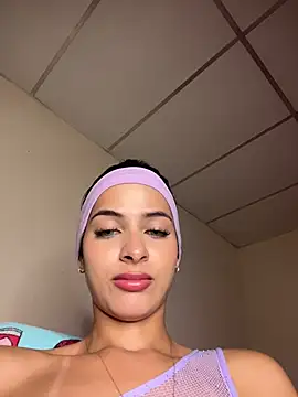 violetta-brown1 online show from 03/05/26, 03:02