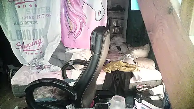 Ombeline1 online show from 02/21/25, 09:54