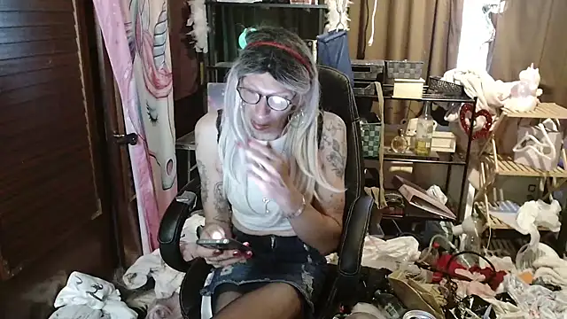 Ombeline1 online show from 09/13/25, 05:29