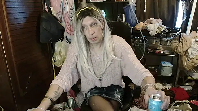 Ombeline1 online show from 12/03/25, 02:15