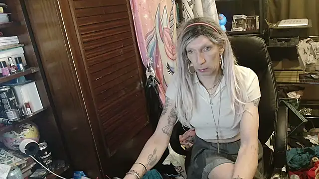 Ombeline1 online show from 04/12/26, 01:21