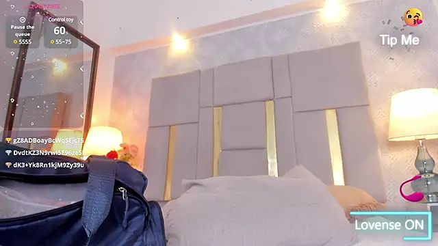 Camilaa Sanchez  online show from 03/02/25, 09:22