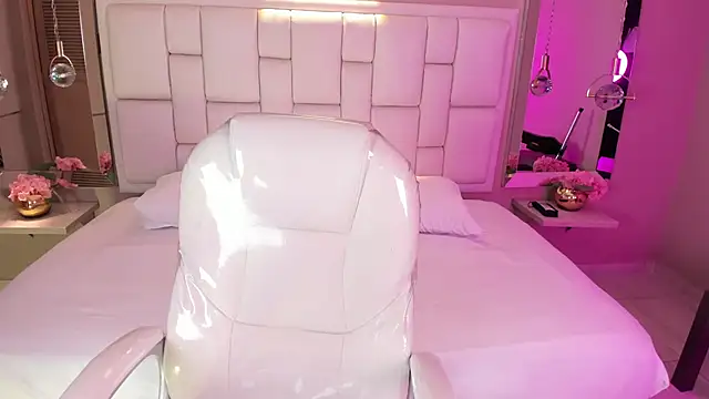 Biancax  online show from 02/15/26, 04:09