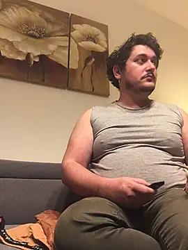 Snapshot of Daminou28 chatting on 12/06/24, 05:44 Daminou28 online show from 12/06/24, 05:44