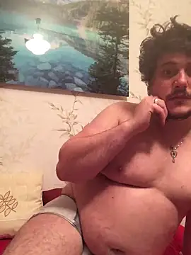 Snapshot of Daminou28 chatting on 01/11/25, 01:37 Daminou28 online show from 01/11/25, 01:37