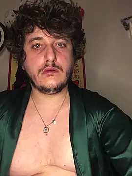 Snapshot of Daminou28 chatting on 02/13/25, 08:55 Daminou28 online show from 02/13/25, 08:55