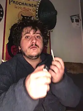 Snapshot of Daminou28 chatting on 03/06/25, 05:46 Daminou28 online show from 03/06/25, 05:46