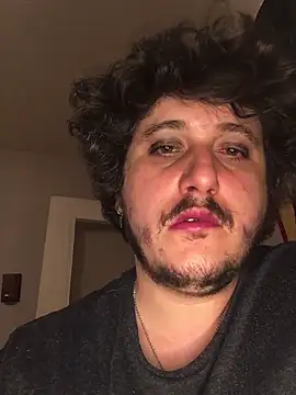 Snapshot of Daminou28 chatting on 03/15/25, 12:15 Daminou28 online show from 03/15/25, 12:15