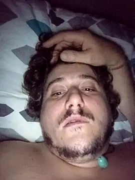 Snapshot of Daminou28 chatting on 10/12/25, 01:59 Daminou28 online show from 10/12/25, 01:59