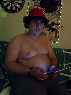 Snapshot of Daminou28 chatting on 10/16/25, 11:17 Daminou28 online show from 10/16/25, 11:17