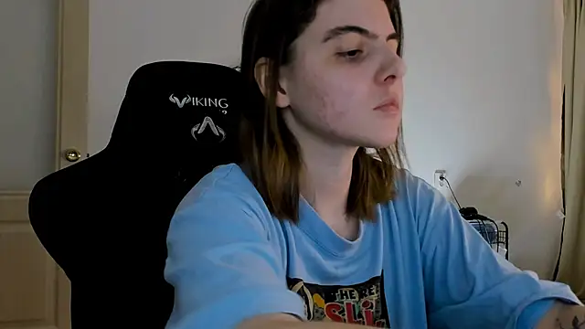 emmamurrr online show from 12/14/24, 03:25