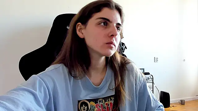 emmamurrr online show from 09/28/25, 11:26