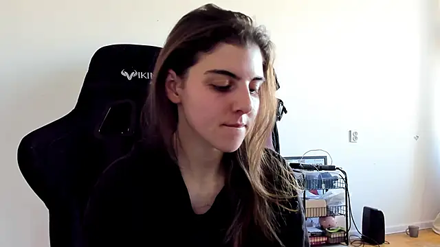 emmamurrr online show from 10/07/25, 11:29