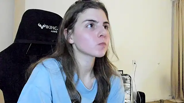 emmamurrr online show from 10/30/25, 05:57