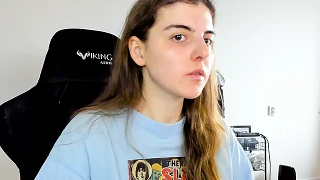 emmamurrr online show from 12/01/25, 09:36