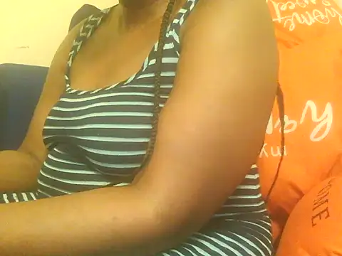 Sexy Riri online show from 10/03/25, 10:29