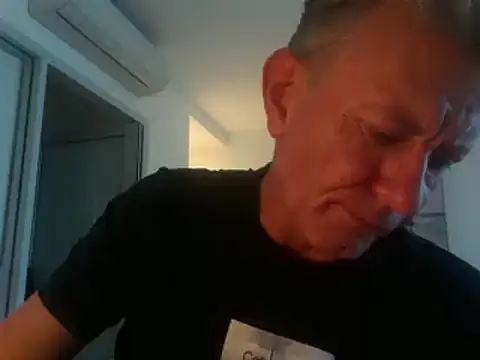 Snapshot of butseriouslykahnt chatting on 12/09/24, 07:17 butseriouslykahnt online show from 12/09/24, 07:17