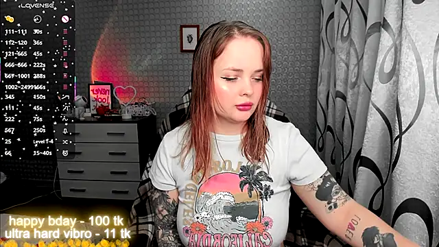 flower sarah  online show from 11/22/25, 10:20