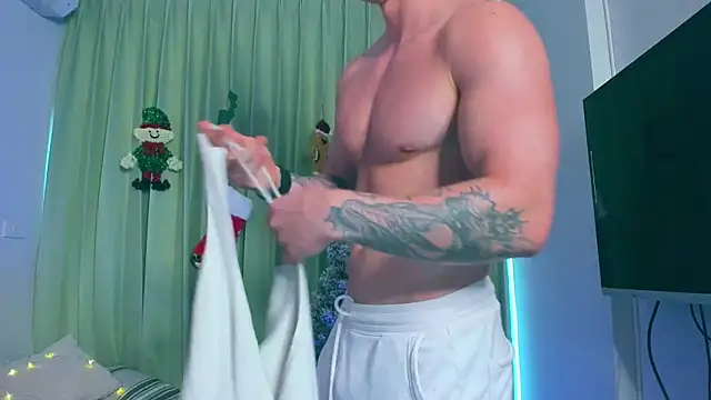 Snapshot of Samuel_Andrew chatting on 12/31/24, 01:47 Samuel Andrew online show from 12/31/24, 01:47