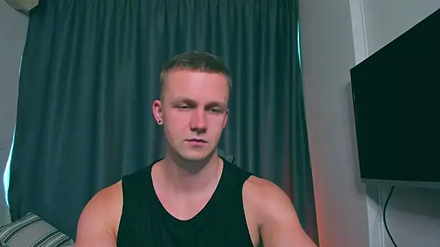 Snapshot of Samuel_Andrew chatting on 02/18/25, 04:58 Samuel Andrew online show from 02/18/25, 04:58