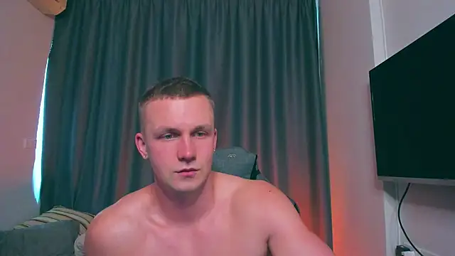 Snapshot of Samuel_Andrew chatting on 03/17/25, 02:41 Samuel Andrew online show from 03/17/25, 02:41