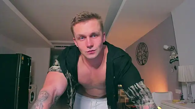 Samuel Andrew online show from 11/22/25, 03:16