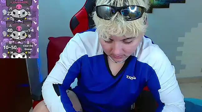 isabeautyx19 online show from 01/20/25, 04:23