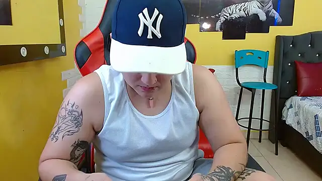 isabeautyx19 online show from 09/14/25, 05:06