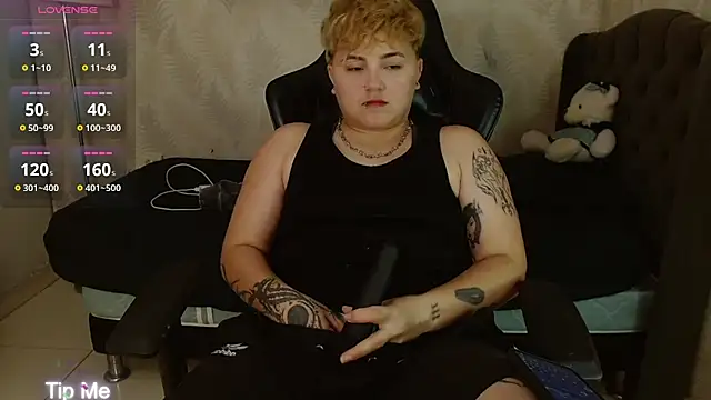 isabeautyx19 online show from 09/21/25, 07:37