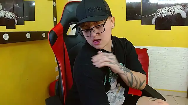 isabeautyx19 online show from 09/30/25, 02:00