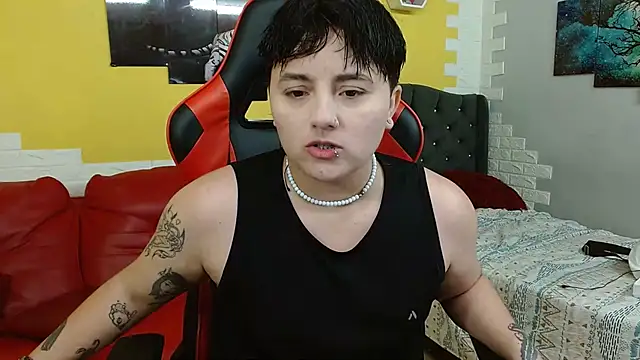 isabeautyx19 online show from 11/24/25, 02:11