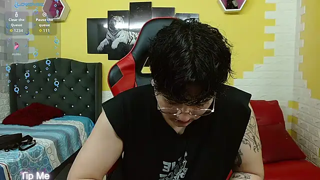 isabeautyx19 online show from 12/16/25, 01:54