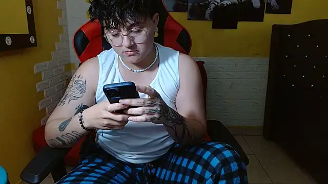 isabeautyx19 online show from 01/14/26, 04:40