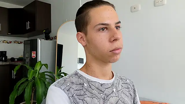 grey   27 online show from 02/23/25, 05:18