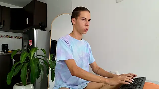 grey   27 online show from 02/27/25, 08:53