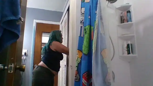 stellaquinn1775 online show from 11/28/25, 10:34