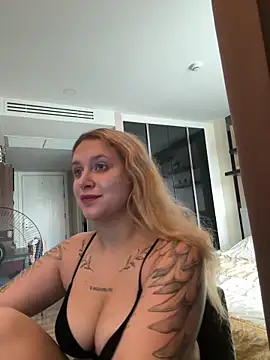 ellielawson online show from 10/25/25, 08:55