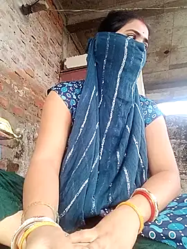 Snapshot of Mamta_Chaterjee chatting on 06/17/26, 01:19 Mamta Chaterjee online show from 06/17/26, 01:19