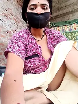 Snapshot of Mamta_Chaterjee chatting on 07/10/26, 01:10 Mamta Chaterjee online show from 07/10/26, 01:10