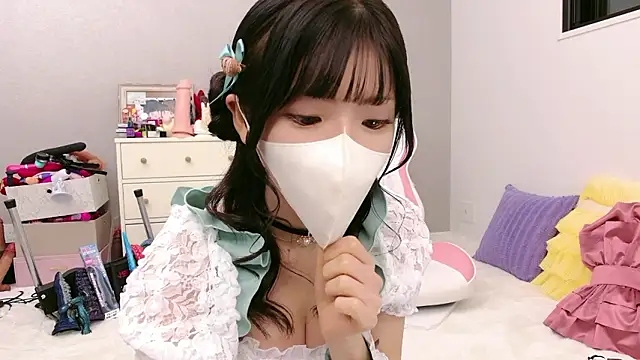 Snapshot of -minami- chatting on 05/11/26, 12:00 -minami- online show from 05/11/26, 12:00