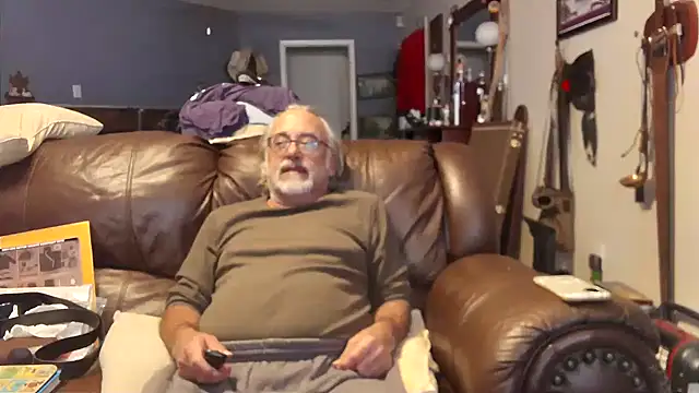 PincheDave4u online show from 12/26/24, 08:00